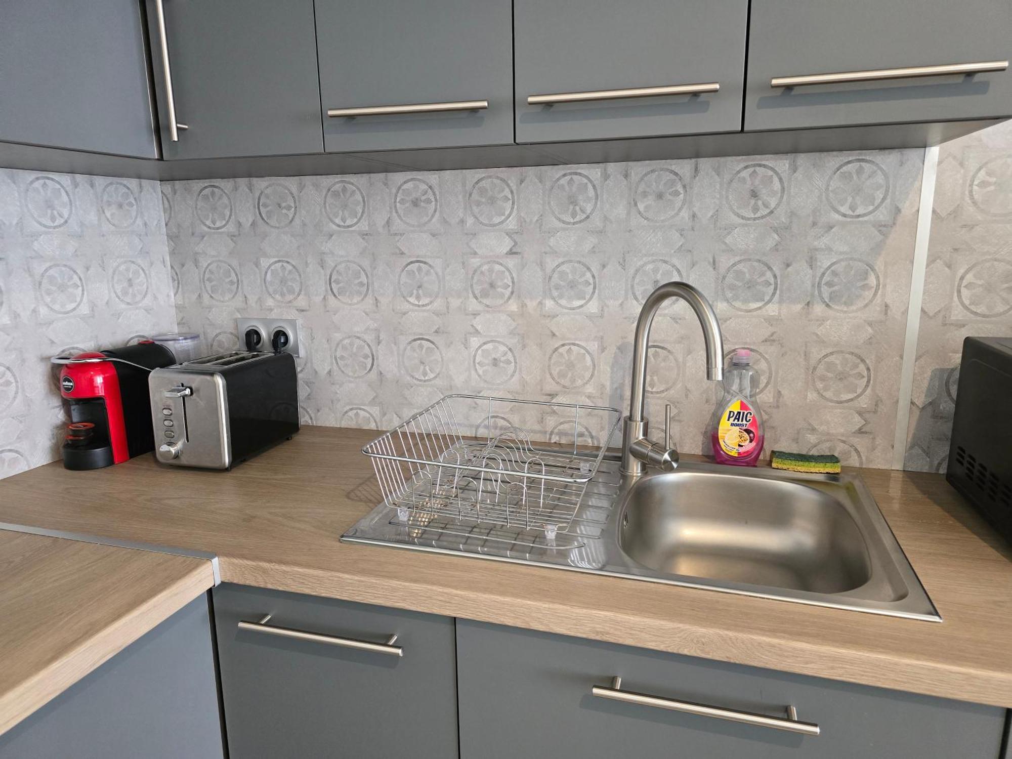 Appartement Au Calme Idealement Place A Macon. Eksteriør bilde